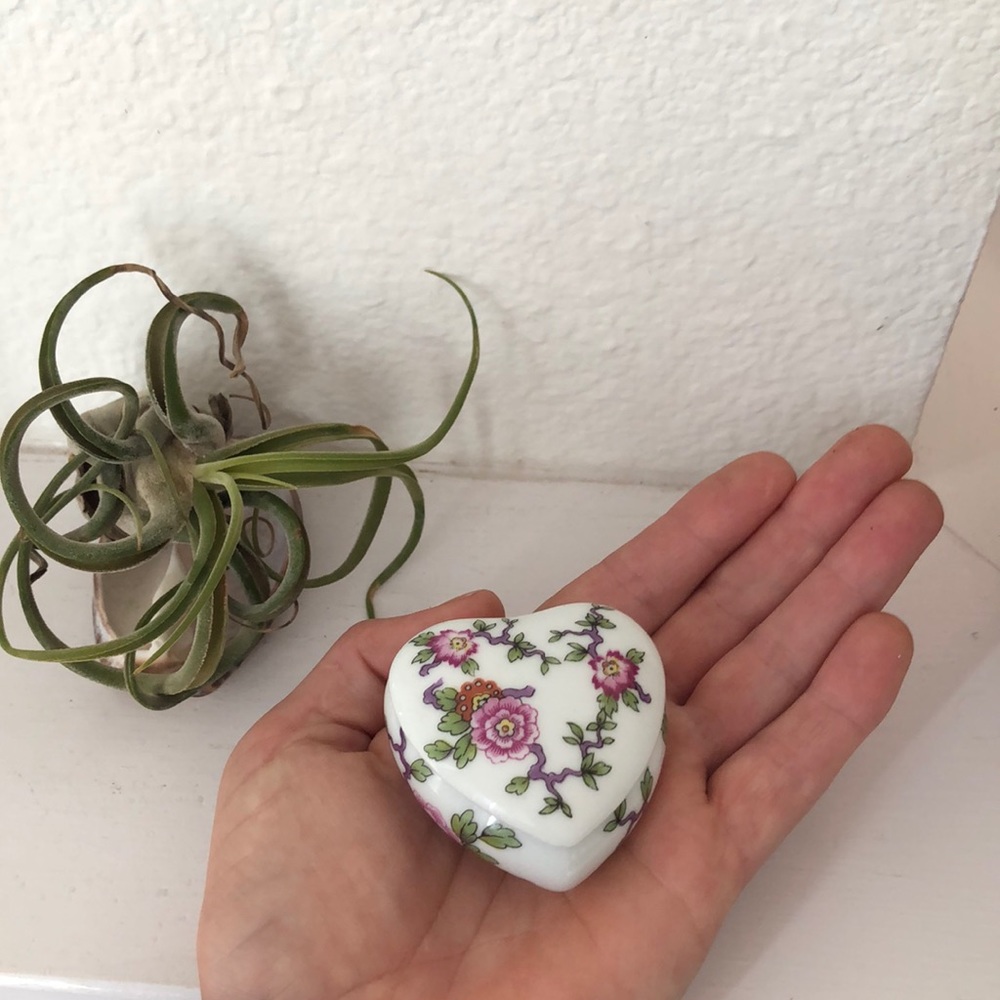 Vintage Limoges Trinket Box